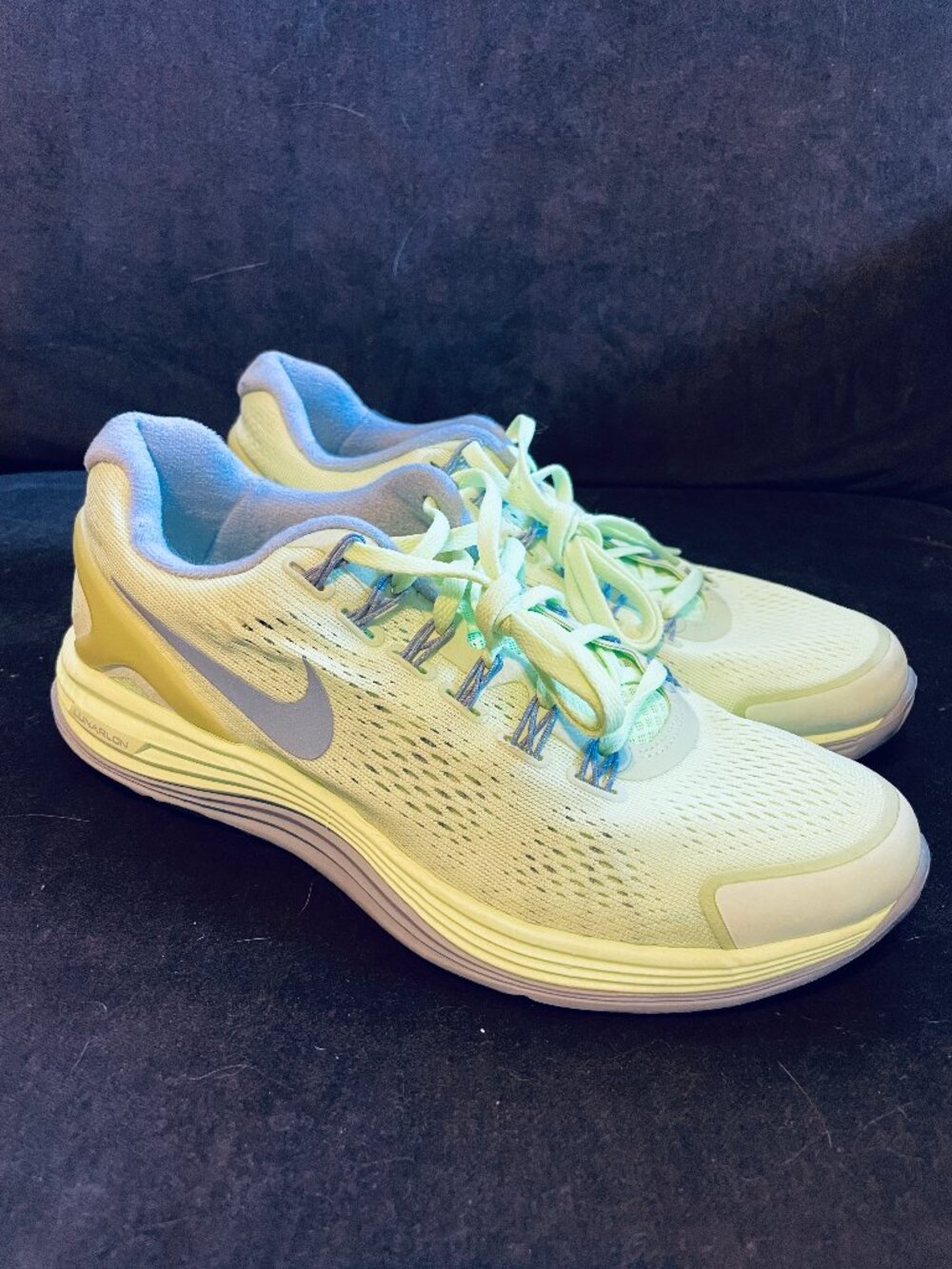 Nike Lunarglide+ 4 Chiffon Yellow Reflective Swoosh Grey Womens 9.5 US 41 EUR